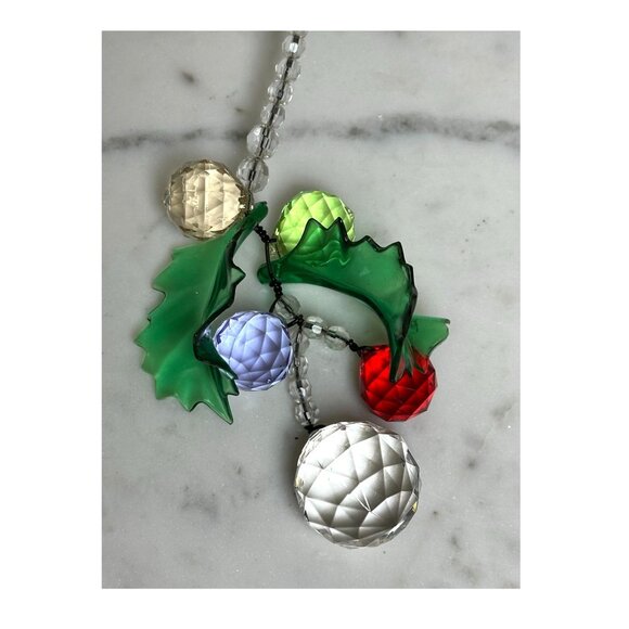 Holly Leaf Crystal Suncatcher Set – Minimalist Christmas Window Décor, Holiday - Picture 4 of 7